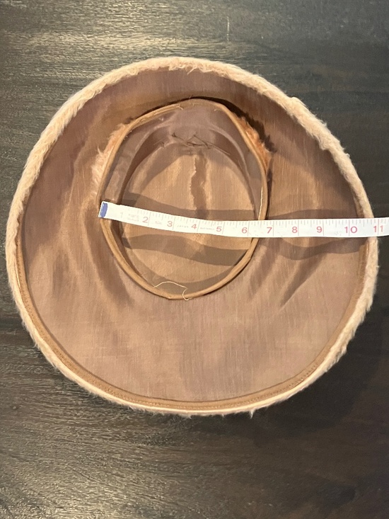 Vintage Wide-Brimmed Hat main image 10